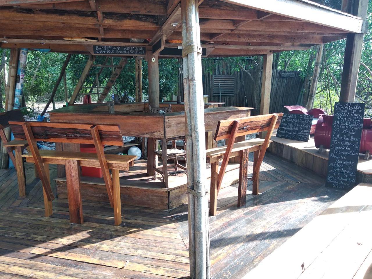 The Boarding House Hotel Sihanoukville Buitenkant foto
